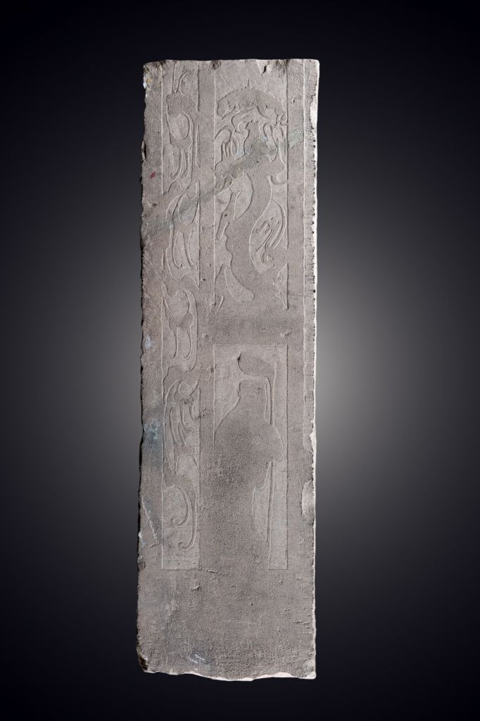 图片[1]-Portrait stone of the gate pillar of Guo Zhongli’s tomb (left)-China Archive